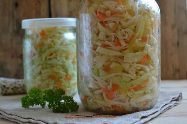 Маринованная капуста с овощами