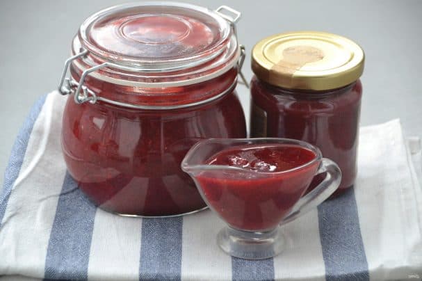 Аджика из кизила