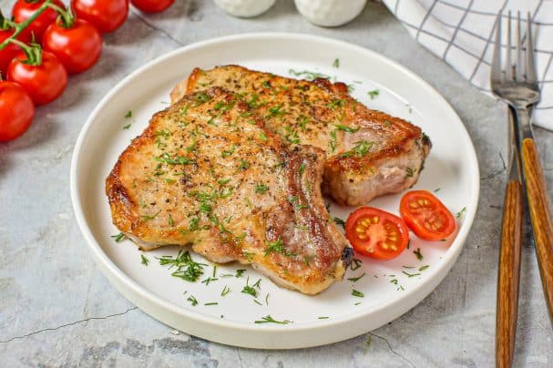 Антрекот на сковороде