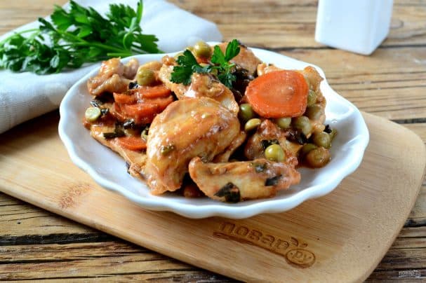 Бефстроганов из куриной грудки
