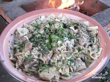 Бешбармак в казане