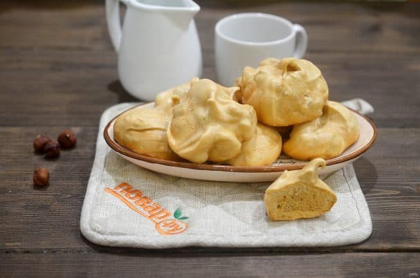 Безе с шоколадом