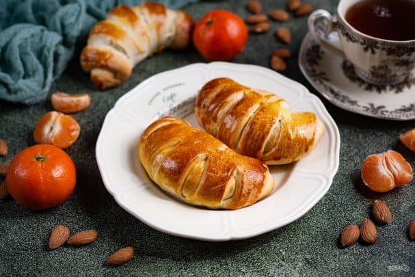 Булочки с миндальным кремом