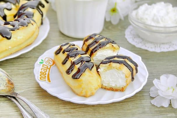 Эклеры со сливочным кремом