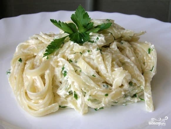 Фетучини с соусом