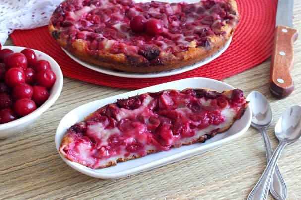 Клафути с вишней в мультиварке