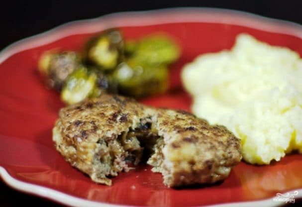 Котлеты, фаршированные грибами