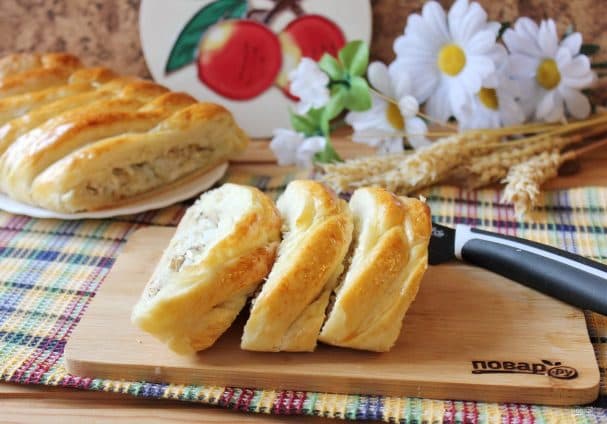 Кулебяка с рыбой и рисом