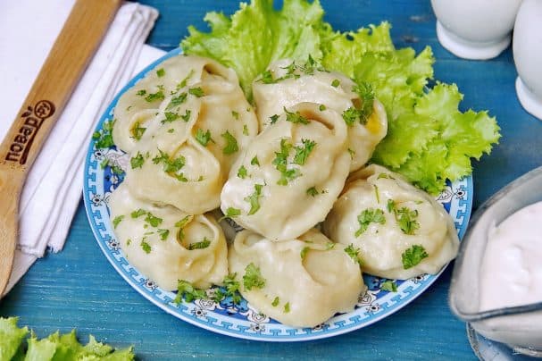 Манты с мясом и луком