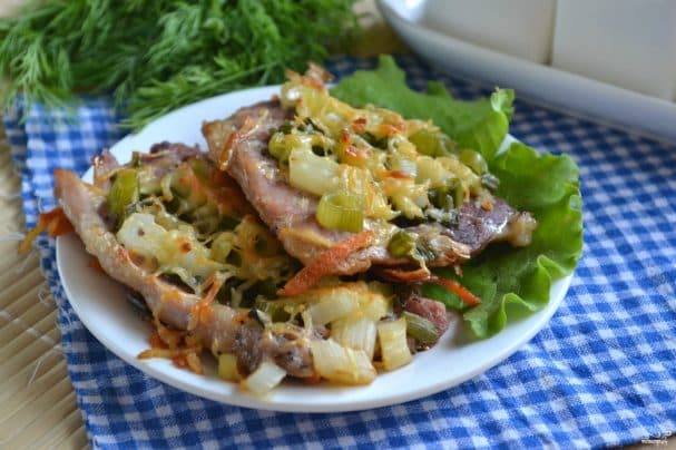 Мясо в духовке по-итальянски