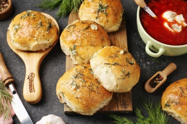 Пампушки с чесноком в духовке