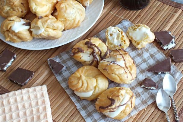 Профитроли с кремом