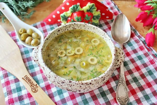 Рассольник с оливками