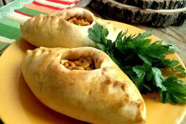 Расстегай с яйцом