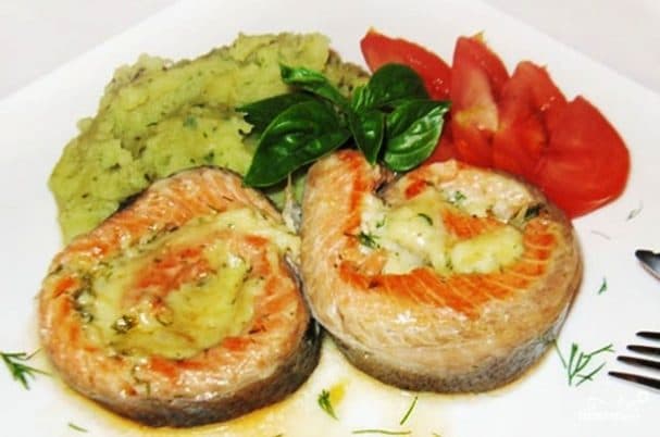 Рулеты из форели с сыром