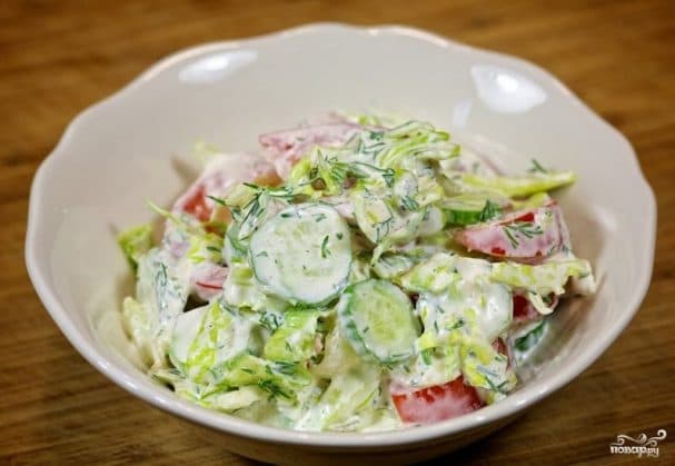 Салат из огурцов и помидоров