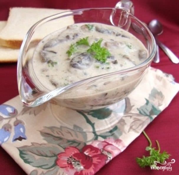 Сметанно-грибной соус