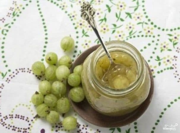 Соус ткемали из крыжовника