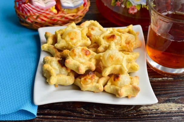 Сырные плюшки