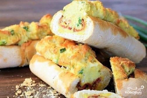 Запеченный багет на завтрак