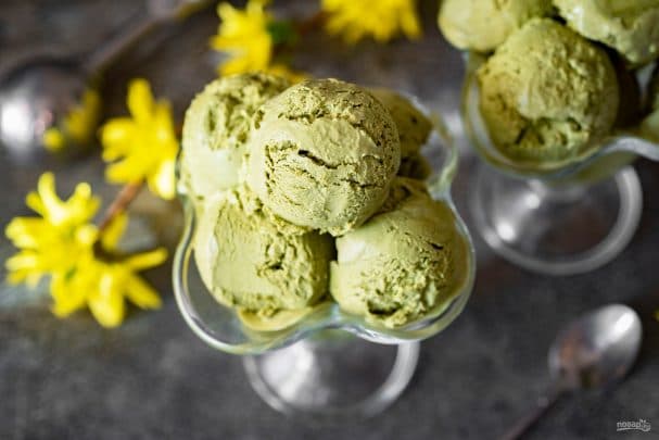 Зеленое мороженое
