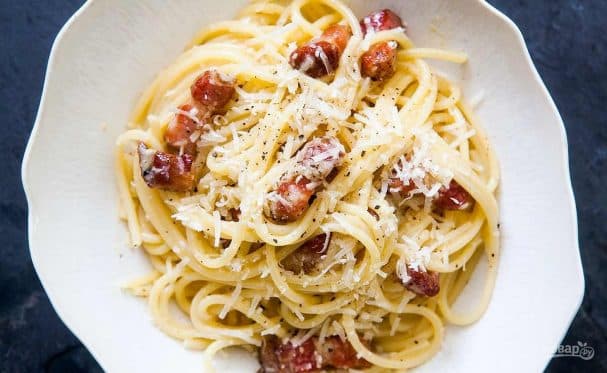 Паста с беконом и сливками