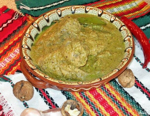 Сациви из курицы по-грузински