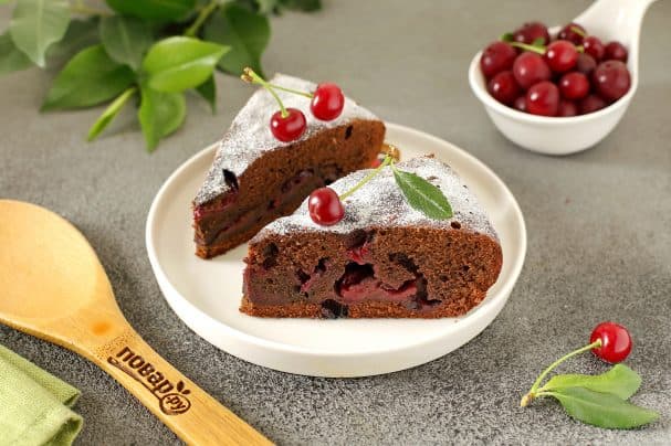 Брауни с вишней в мультиварке