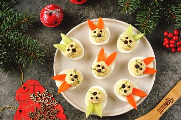 Фаршированные яйца на Новый год