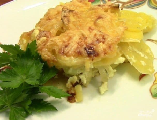 Картофельный гратен с сыром и сливками