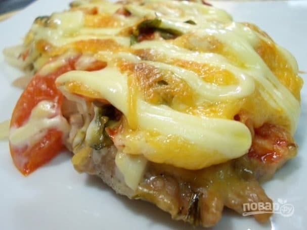 Мясо по-французски с грибами в духовке