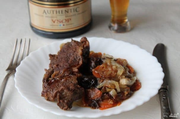 Ромштекс из говядины с черносливом