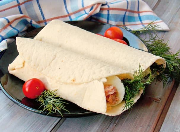 Тортилья с тунцом